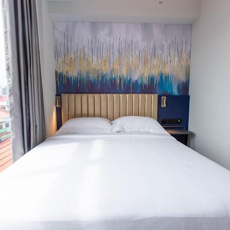 Ibis Budget Singapore Gold Exterior photo