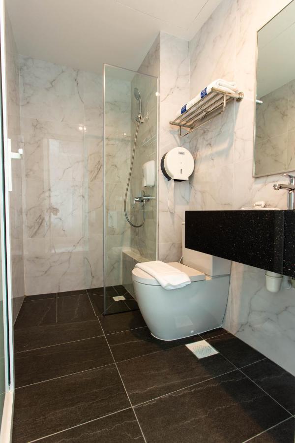 Ibis Budget Singapore Gold Exterior photo